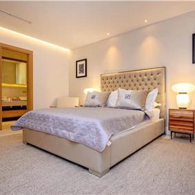 Spectacular 4 Bedroom Luxury Villa with Infinity Pool on Brac Island, sleeps 8